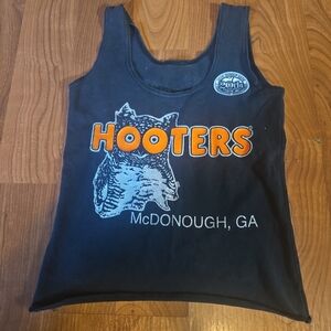 Hooters 20th Anniversary Black Tee